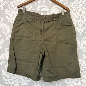 4/$25 • George Olive Green Cotton Cargo Shorts